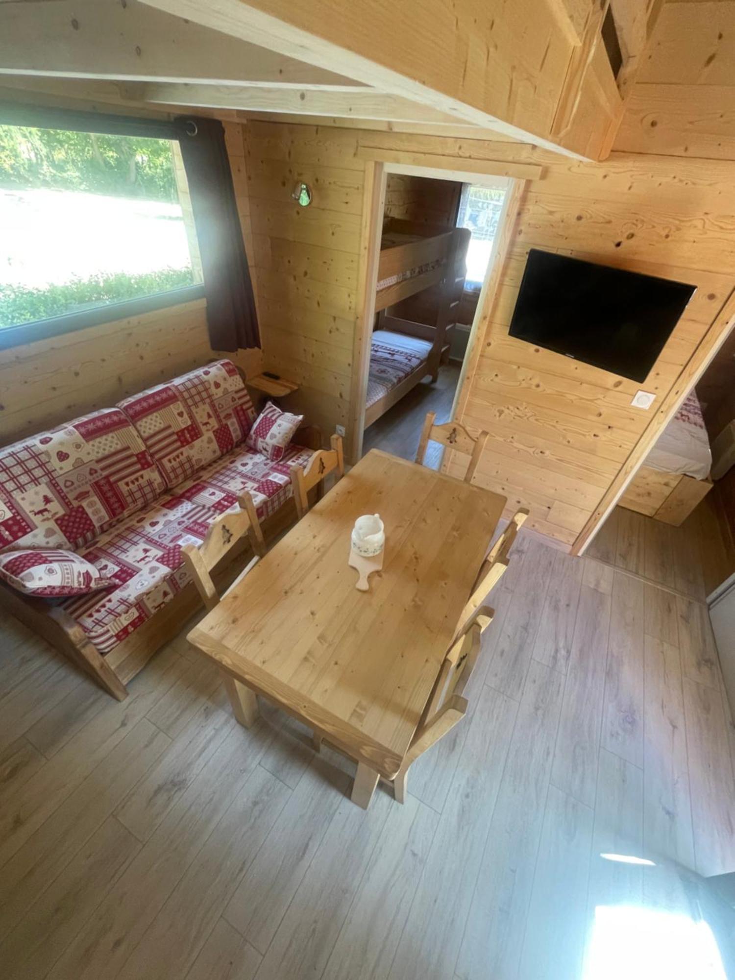 Camping L'Enclave Mobil-Home Estavar Ngoại thất bức ảnh