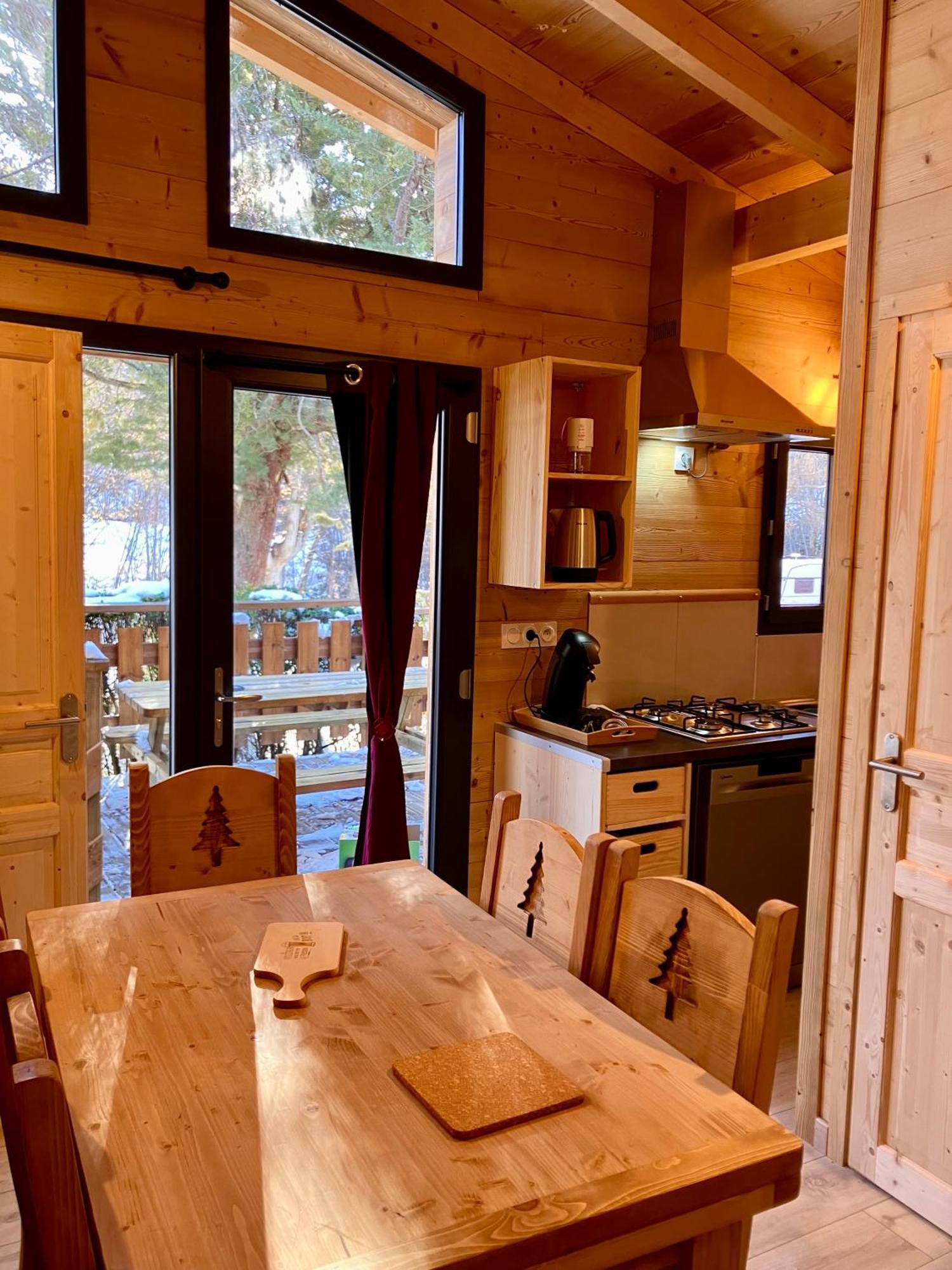 Camping L'Enclave Mobil-Home Estavar Ngoại thất bức ảnh